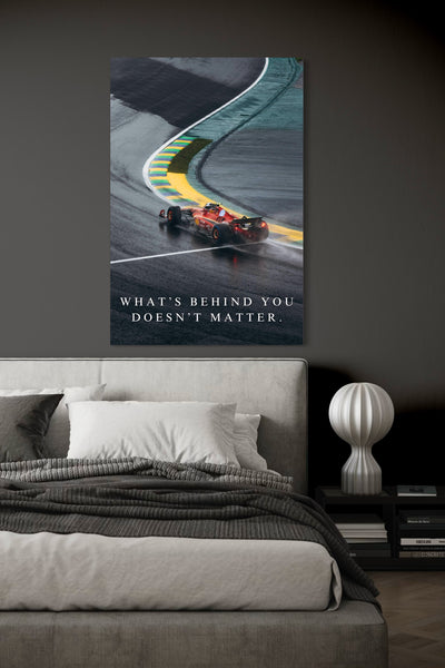 Carlos Sainz: What's behind you...